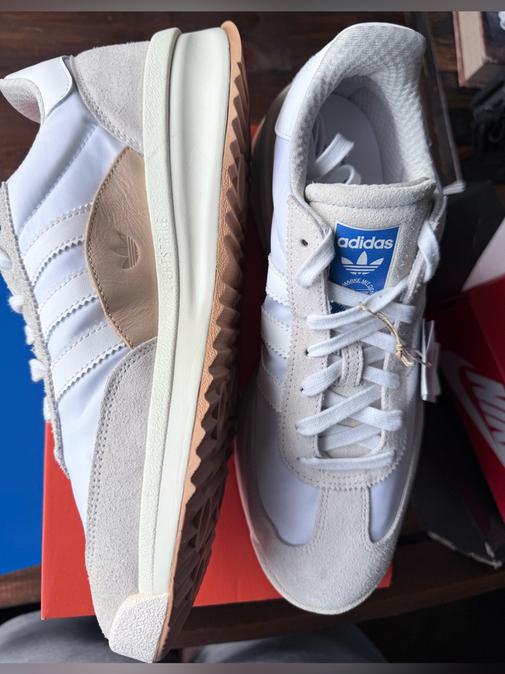 Adidas SL 72 RTN - Picture 3 of 9